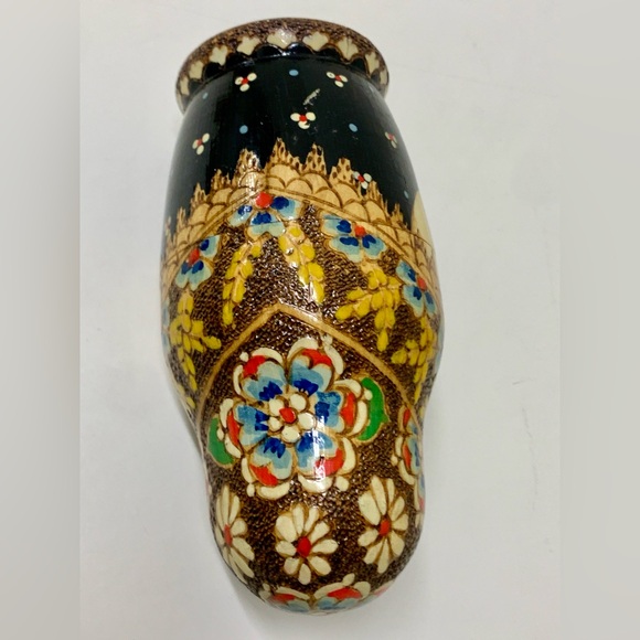 Vtg Soviet Era USSR Russian Female 7 Generation Textured Matryoshka Dolls - Picture 7 of 16